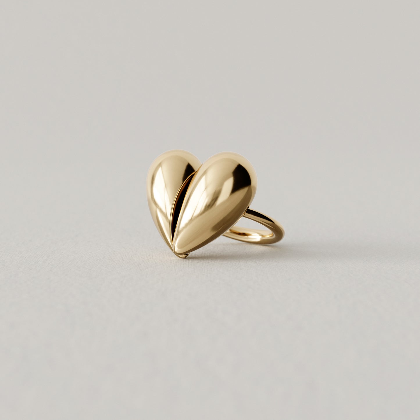 Black Love Large Ring | 18k Yellow Gold