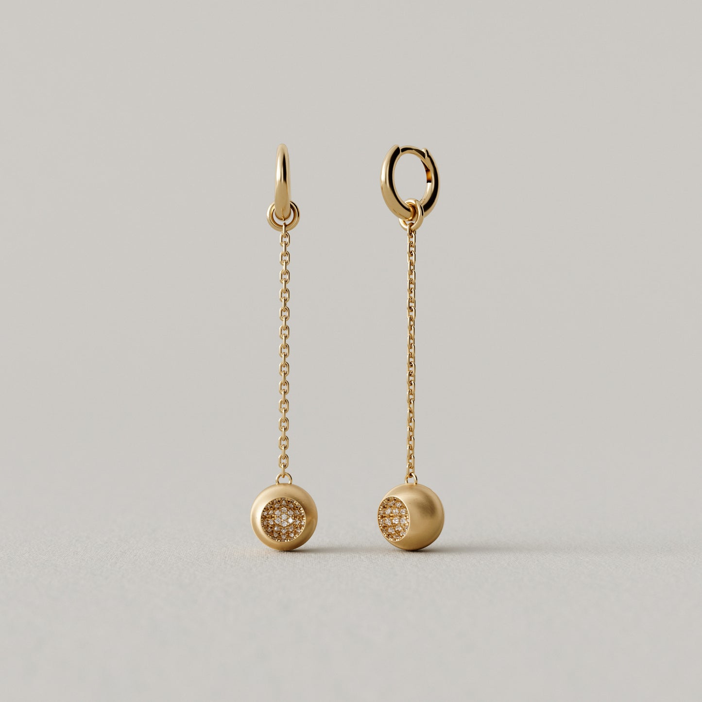 Cave Round | Drop Earring 60mm | 18k Yellow Gold with Diamonds