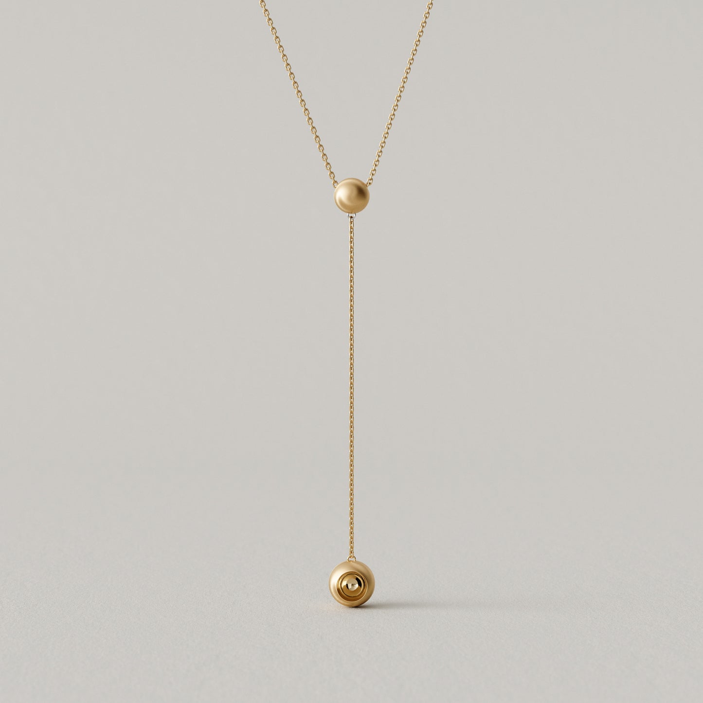 Cave Round | Necklace | 18k Yellow Gold