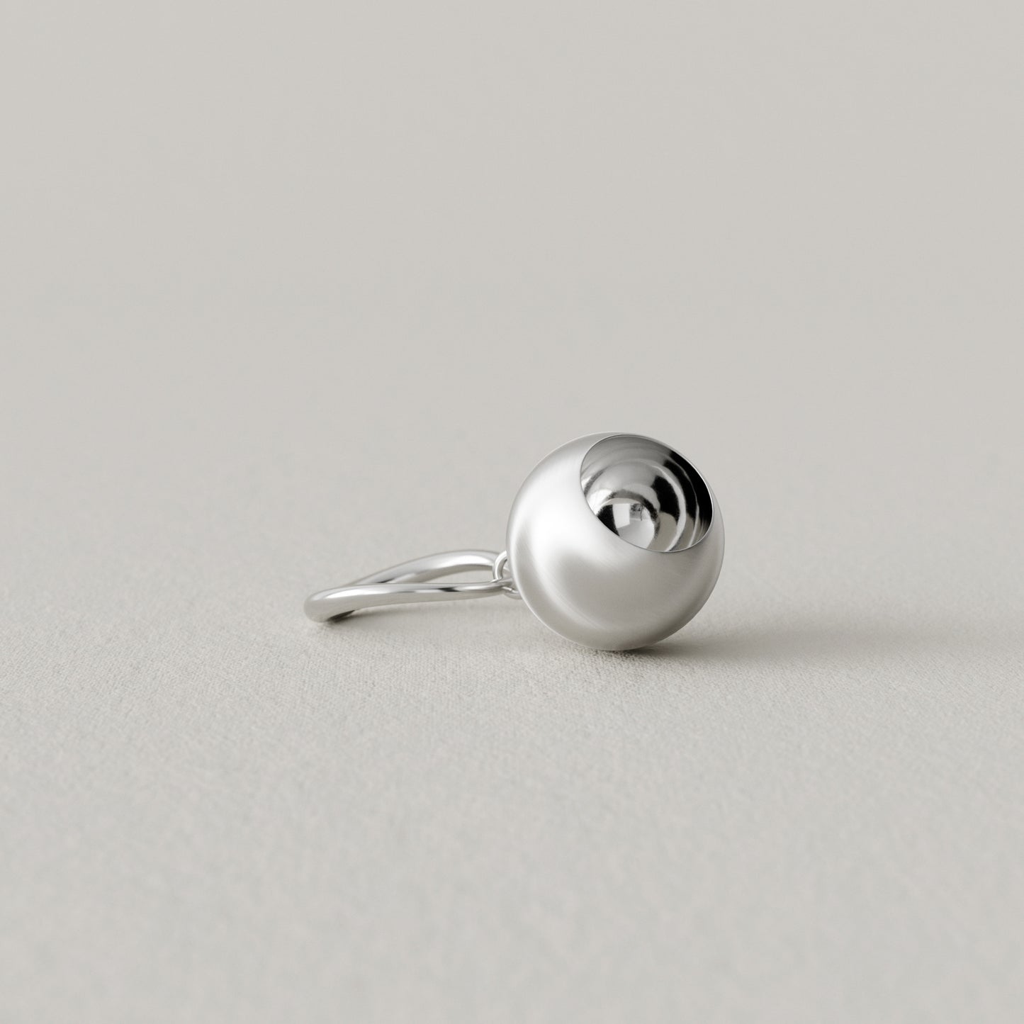 Cave Round | Charm Ring Large | Sterling Silver