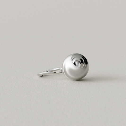 Cave Round | Charm Ring Large | Sterling Silver