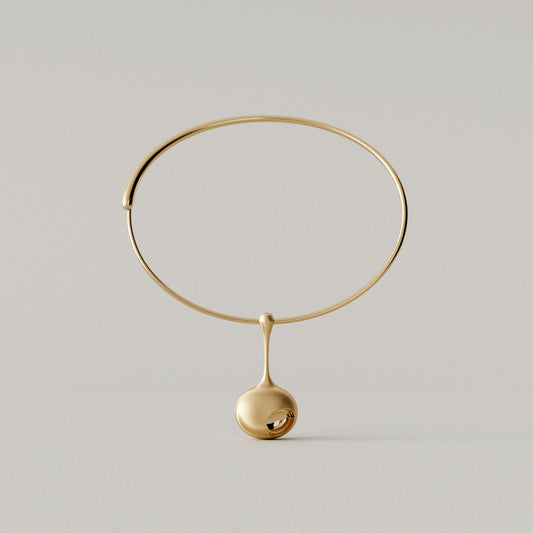 Cave Oval  | Torque with Pendant Large | 18k Yellow Gold