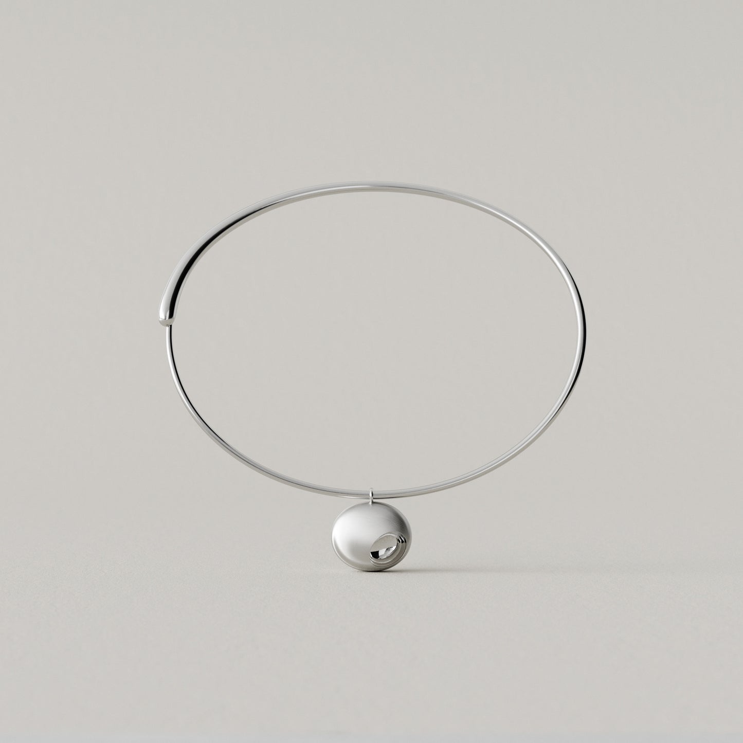 Cave Oval | Torque with Pendant Medium | Sterling Silver