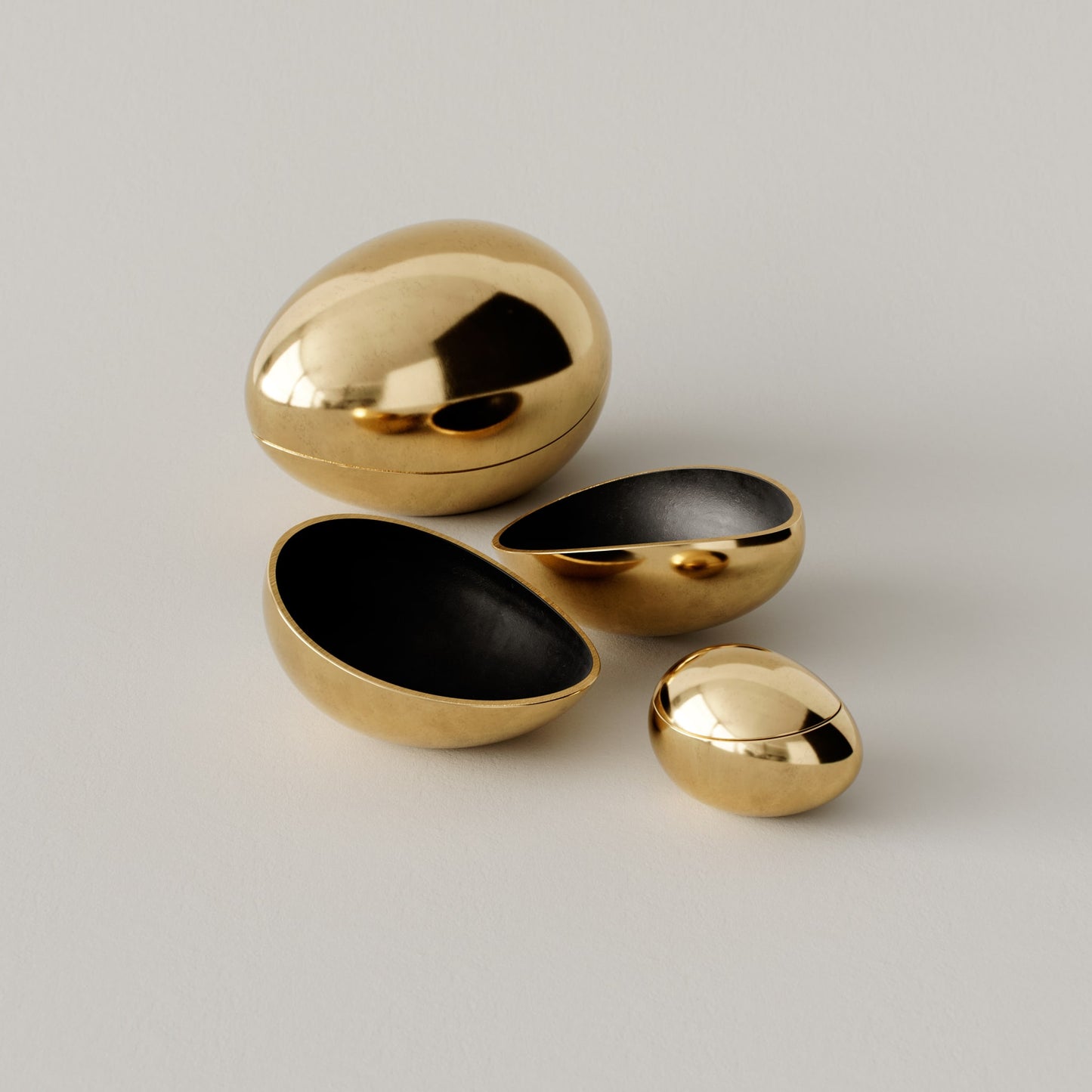 Three Nesting Eggs | Large Egg